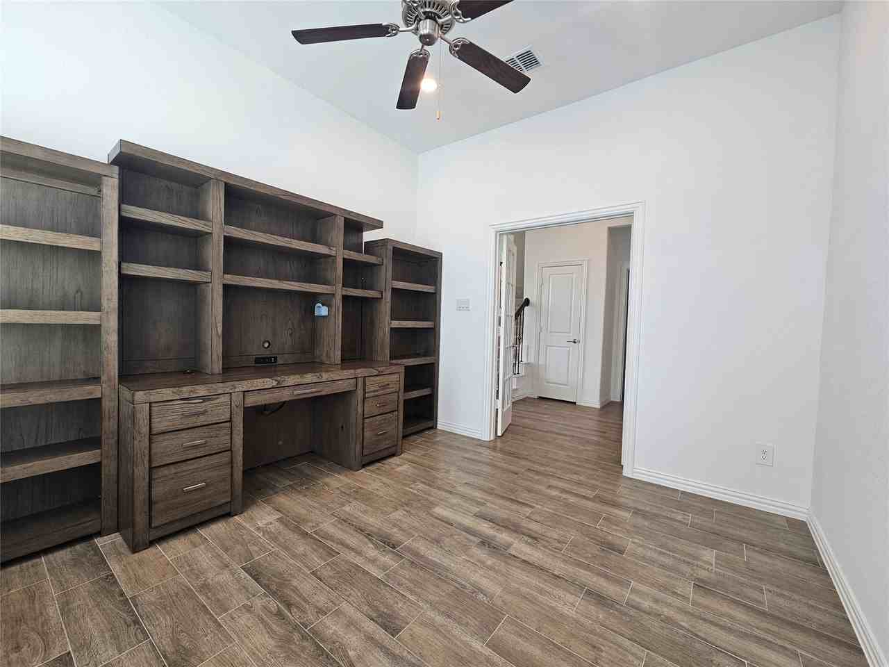 14620 Little Water Dr - Photo 7 of 35