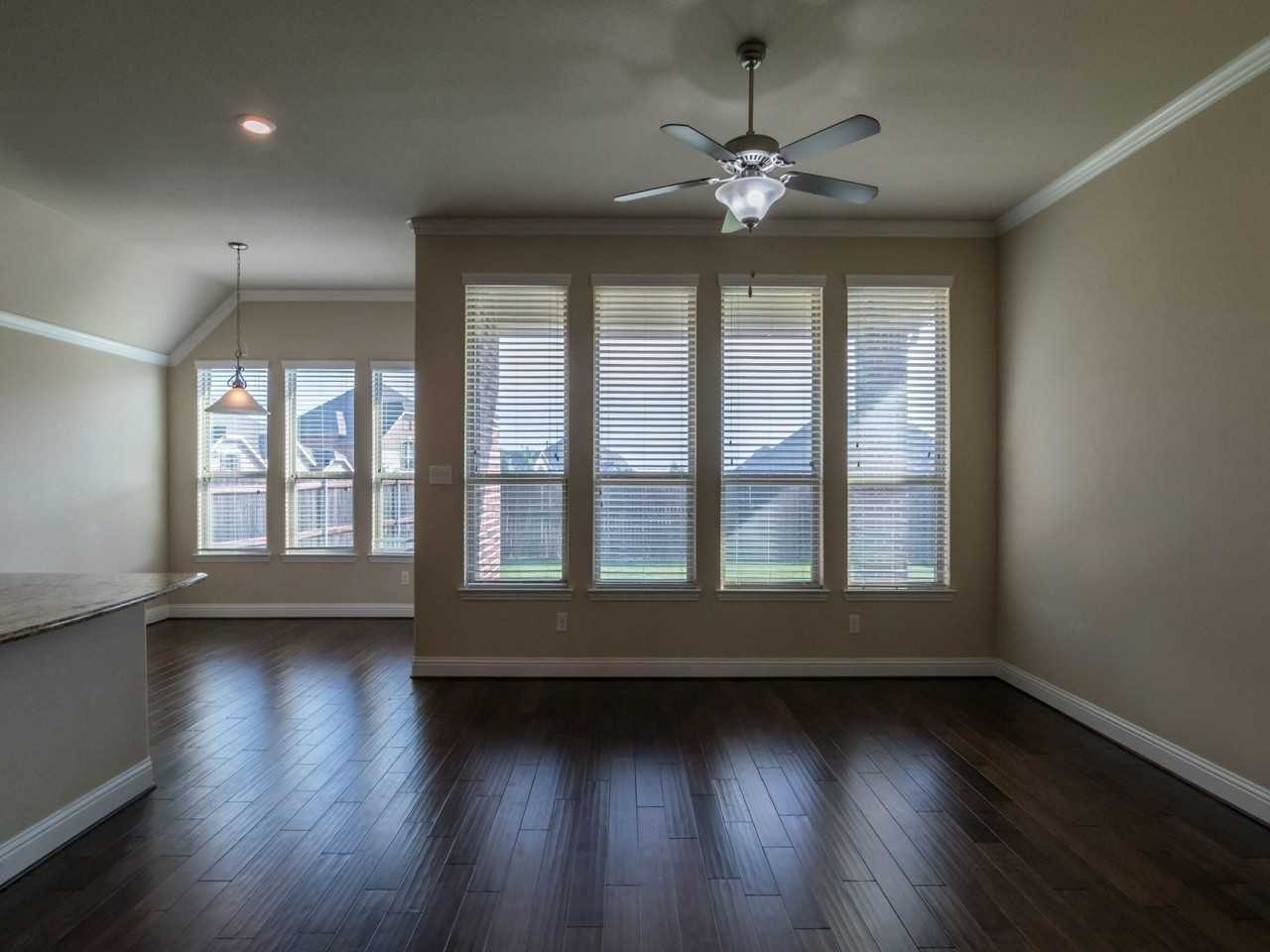 313 Wyndale Ct - Photo 3 of 33