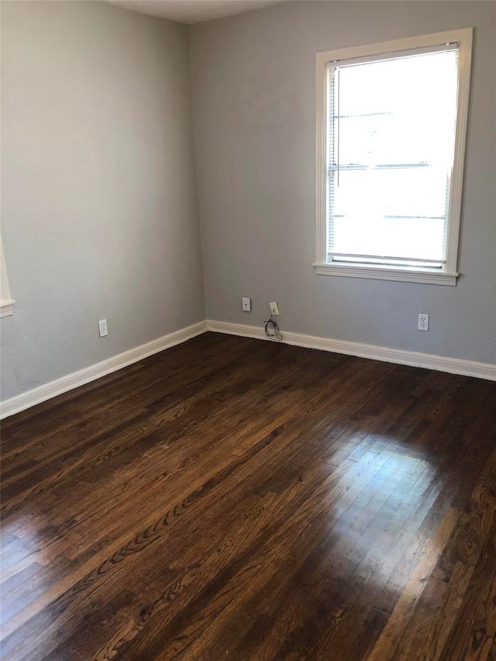2809 S Hills Ave - Photo 5 of 12