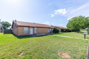 728 Redbird Ln - Photo 1 of 1