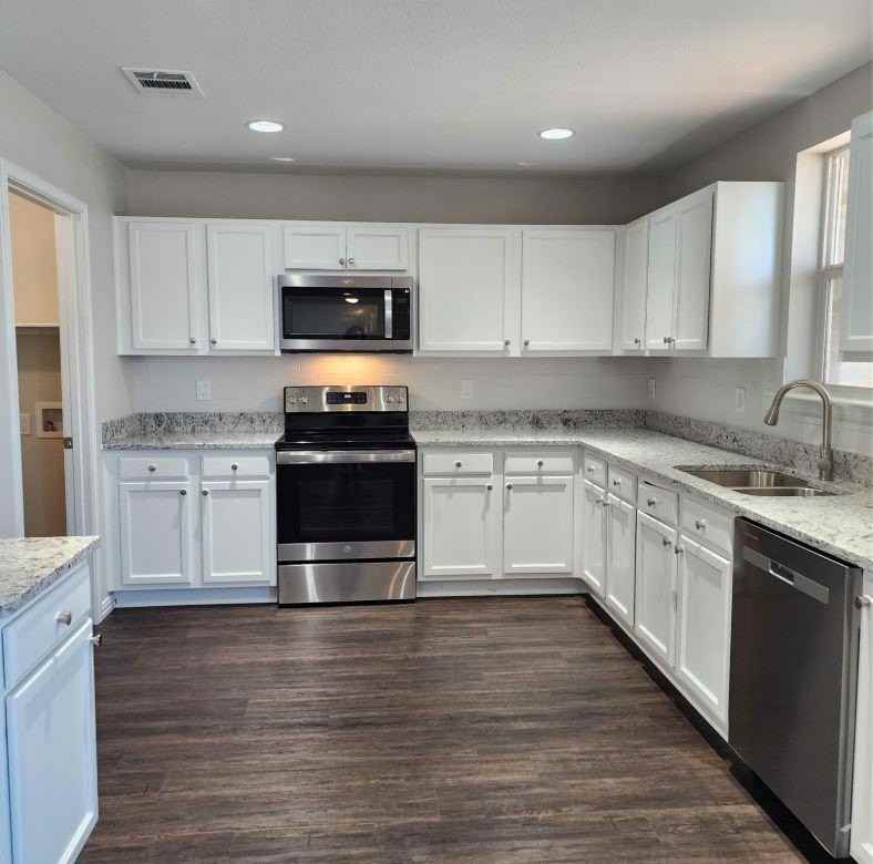 715 Daughters Dr - Photo 5 of 21