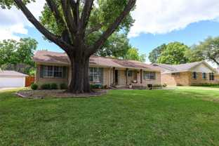 109 N Lois Ln - Photo 1 of 1