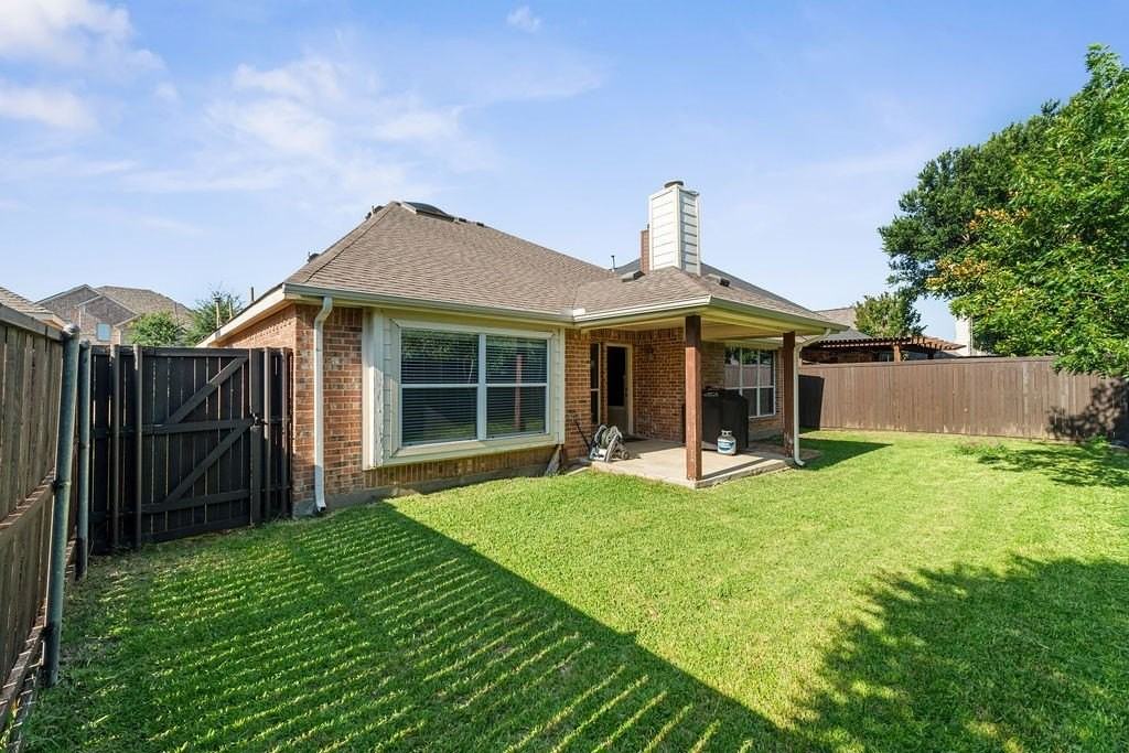 8004 Heritage Palms Trl - Photo 5 of 37