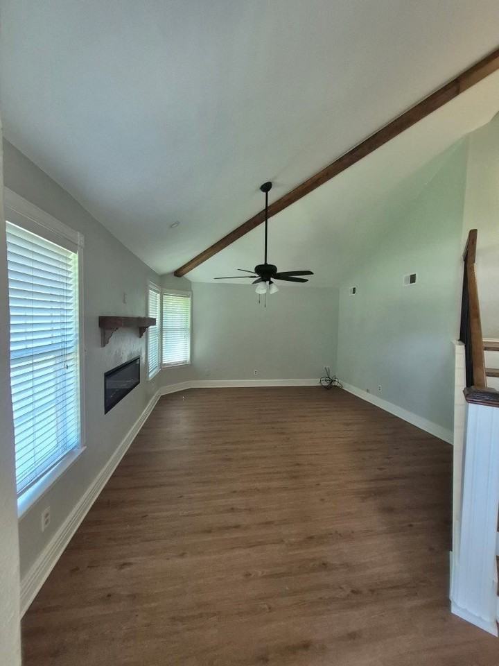 2913 David Dr - Photo 3 of 17