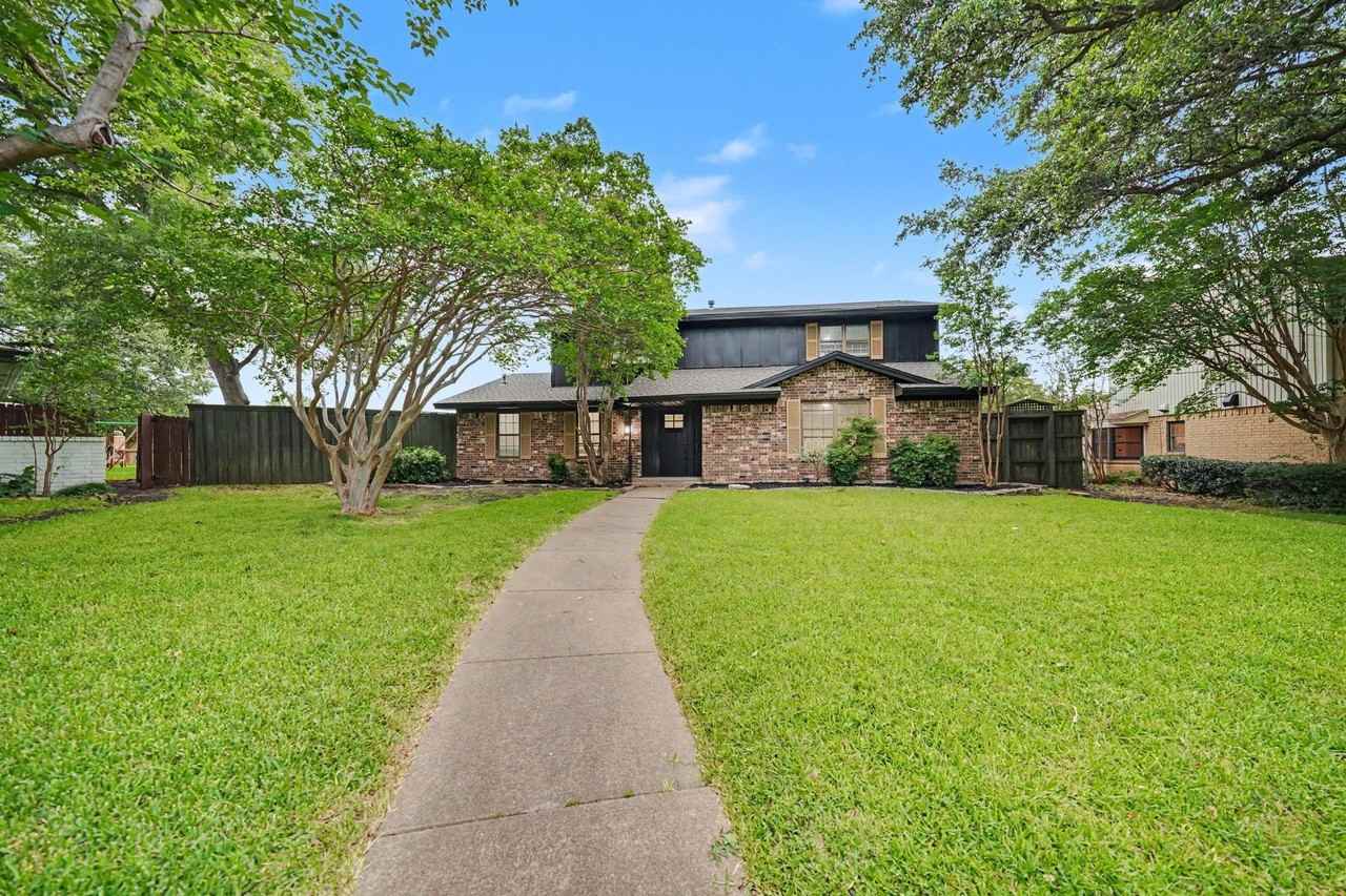 2709 Oak Cir - Photo 6 of 31