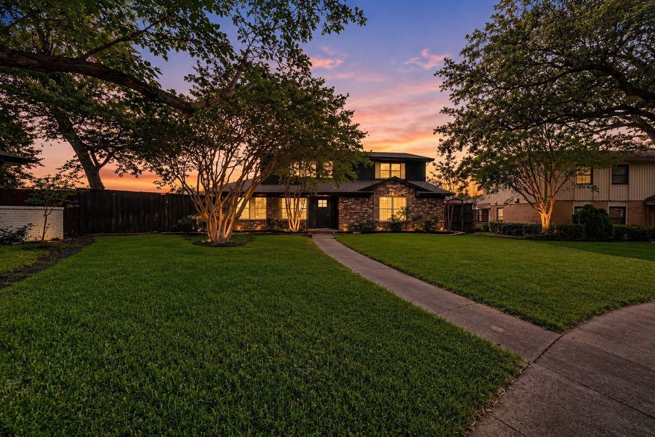 2709 Oak Cir - Photo 4 of 30