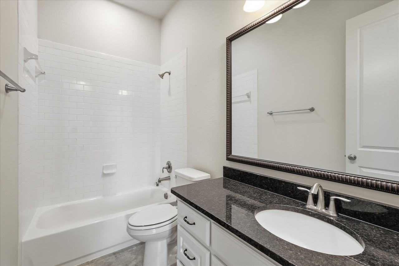 531 Sandy Ln - Photo 7 of 31