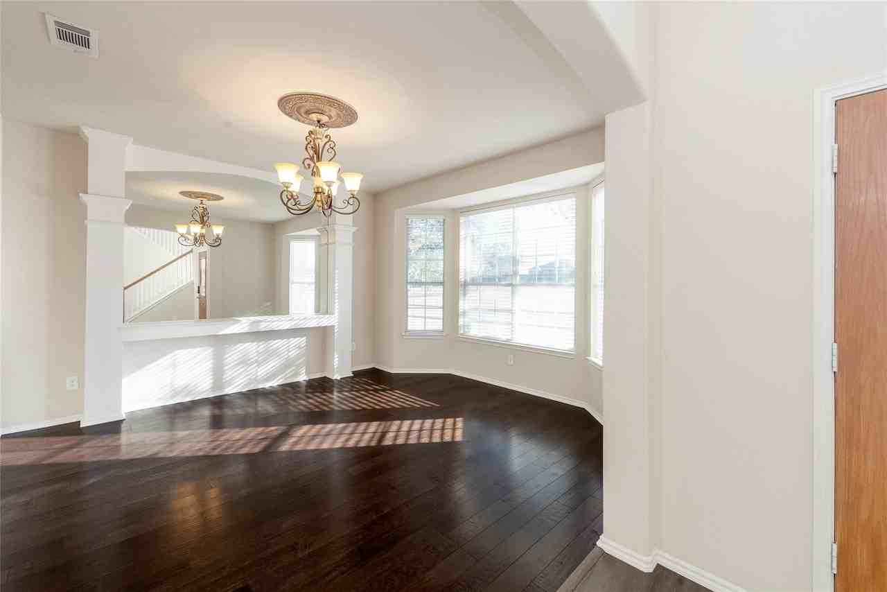 1301 W Collins Cir - Photo 2 of 35
