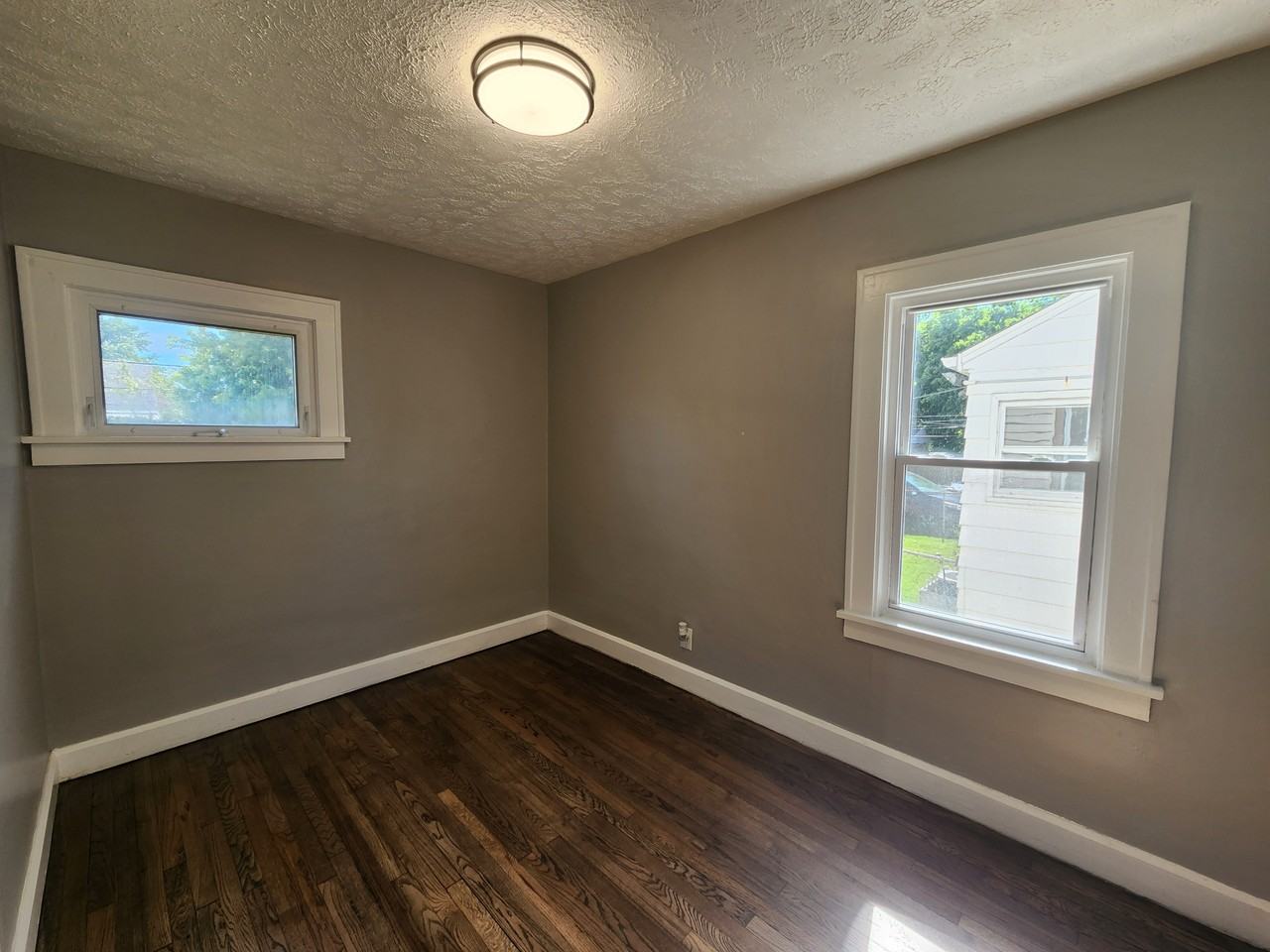 13813 Harold Ave - Photo 6 of 15