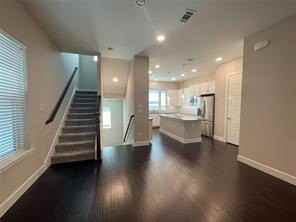 5823 Orion Pl - Photo 7 of 21