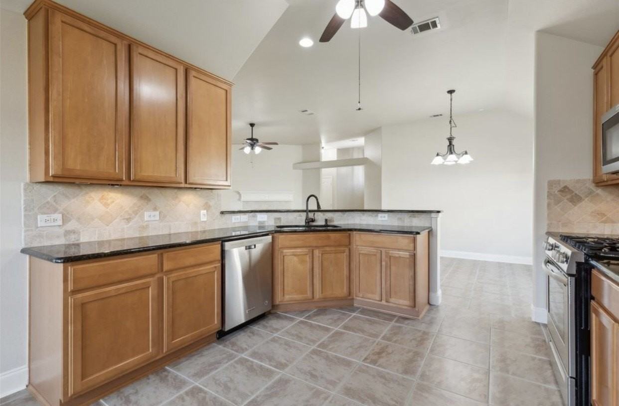 8309 Juliette Dr - Photo 4 of 14