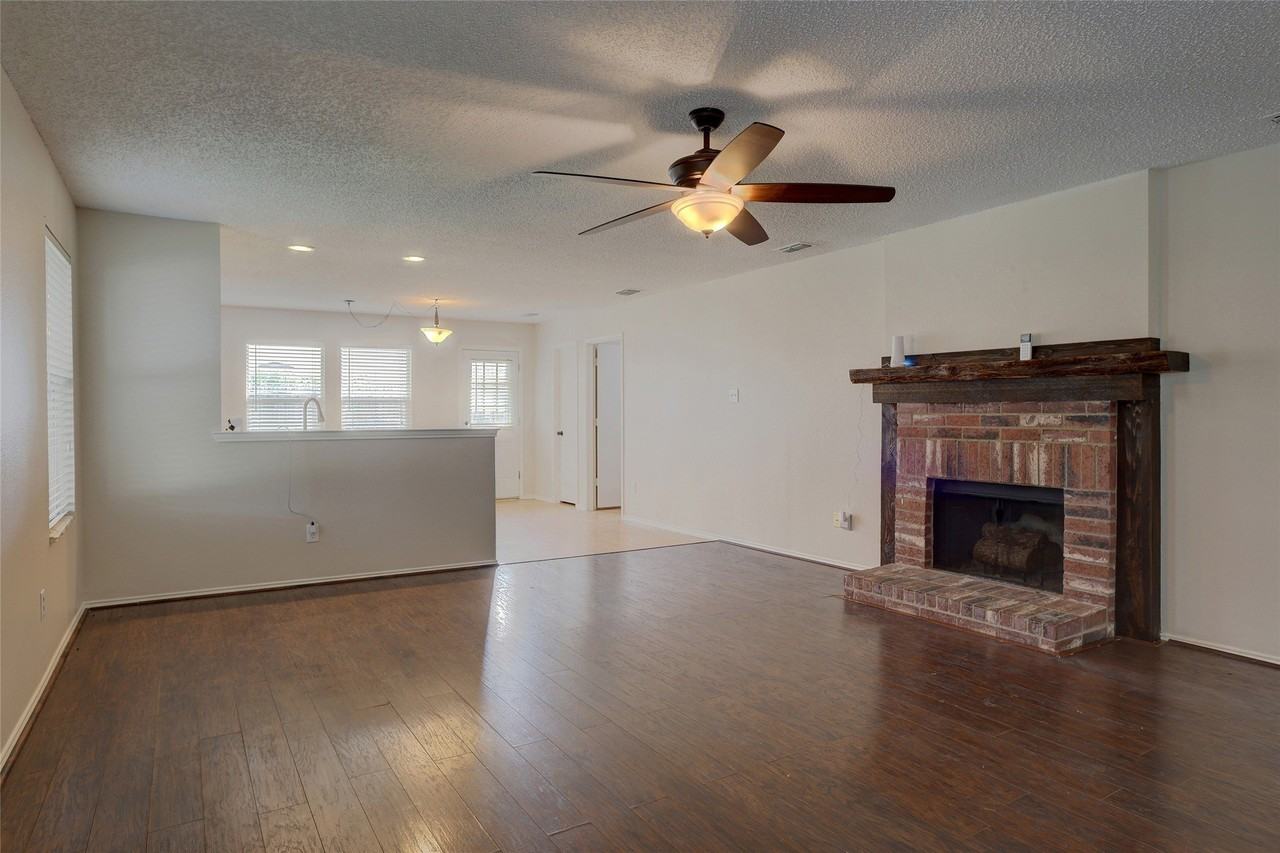 4608 Cedar Crest Dr - Photo 3 of 20