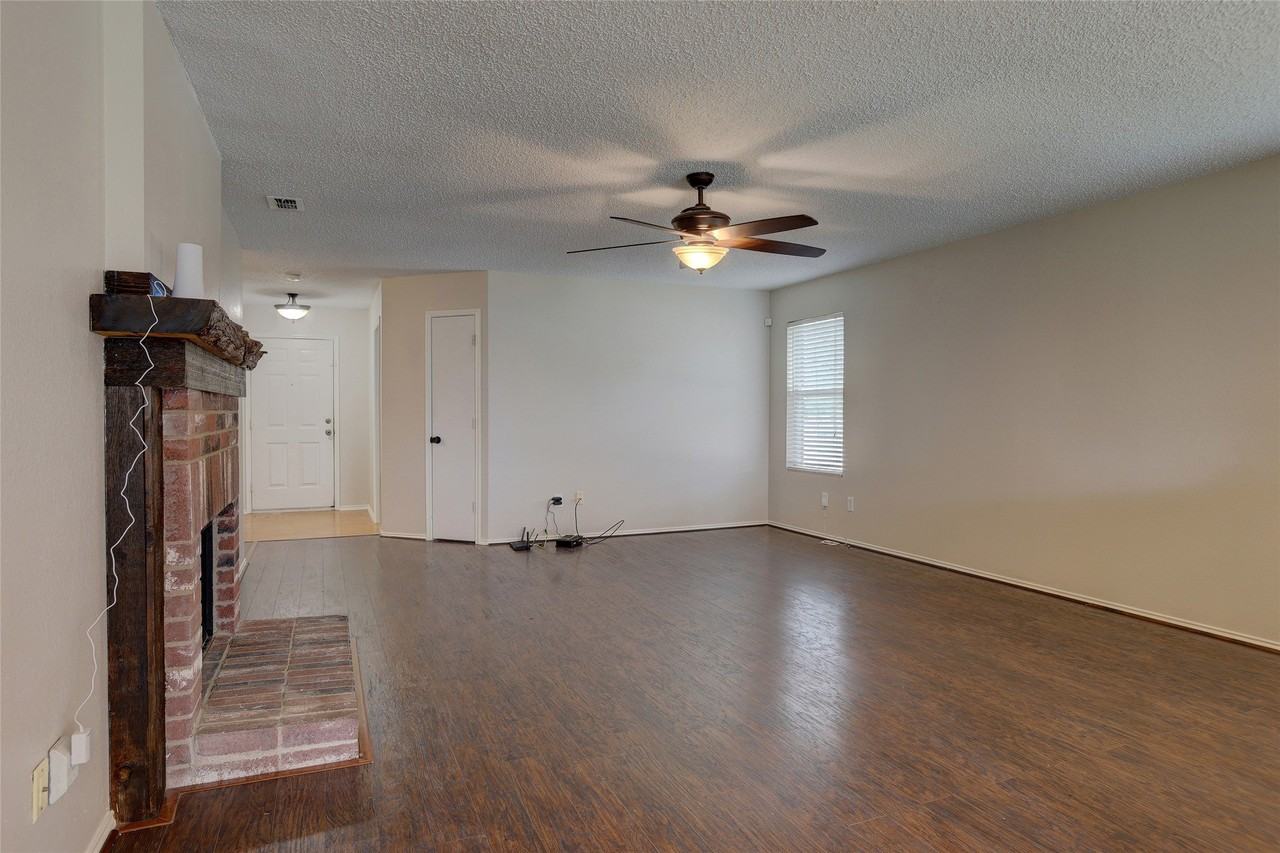 4608 Cedar Crest Dr - Photo 5 of 20