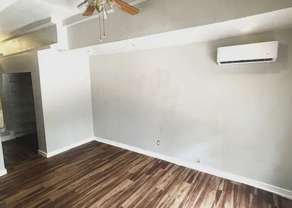 604 W Hollywood Ave ##1 - Photo 3 of 3