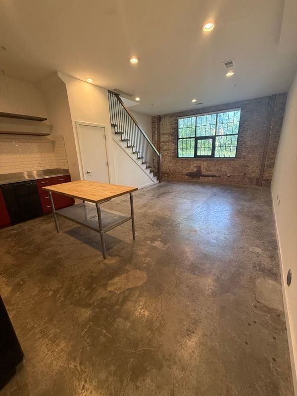 207 E Baltimore St - Photo 3 of 11