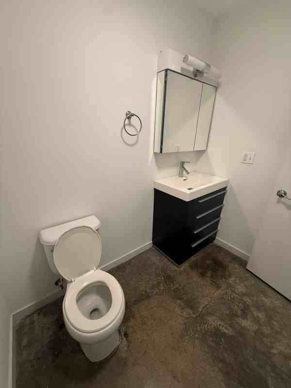 207 E Baltimore St - Photo 4 of 11