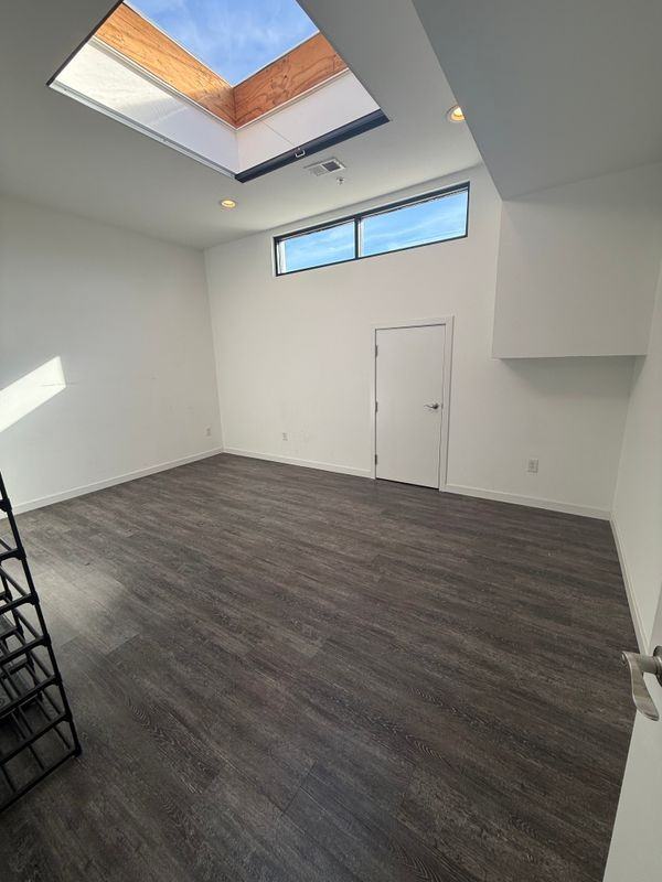 207 E Baltimore St - Photo 7 of 11