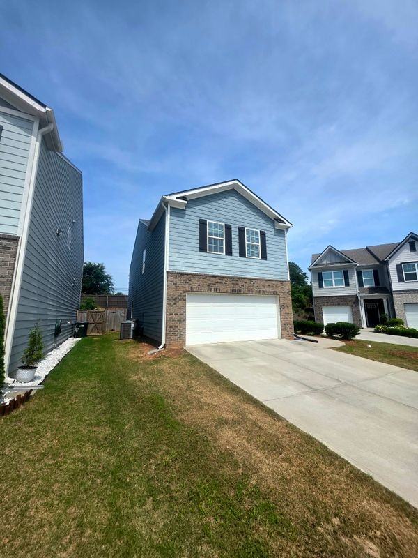 5356 Barberry Ave - Photo 2 of 13