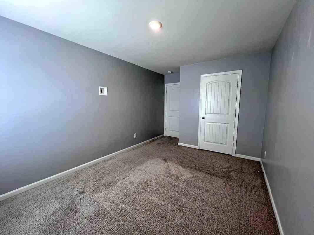 5356 Barberry Ave - Photo 7 of 13
