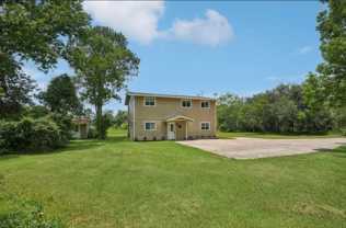 8412 Avenue L - Photo 1 of 1
