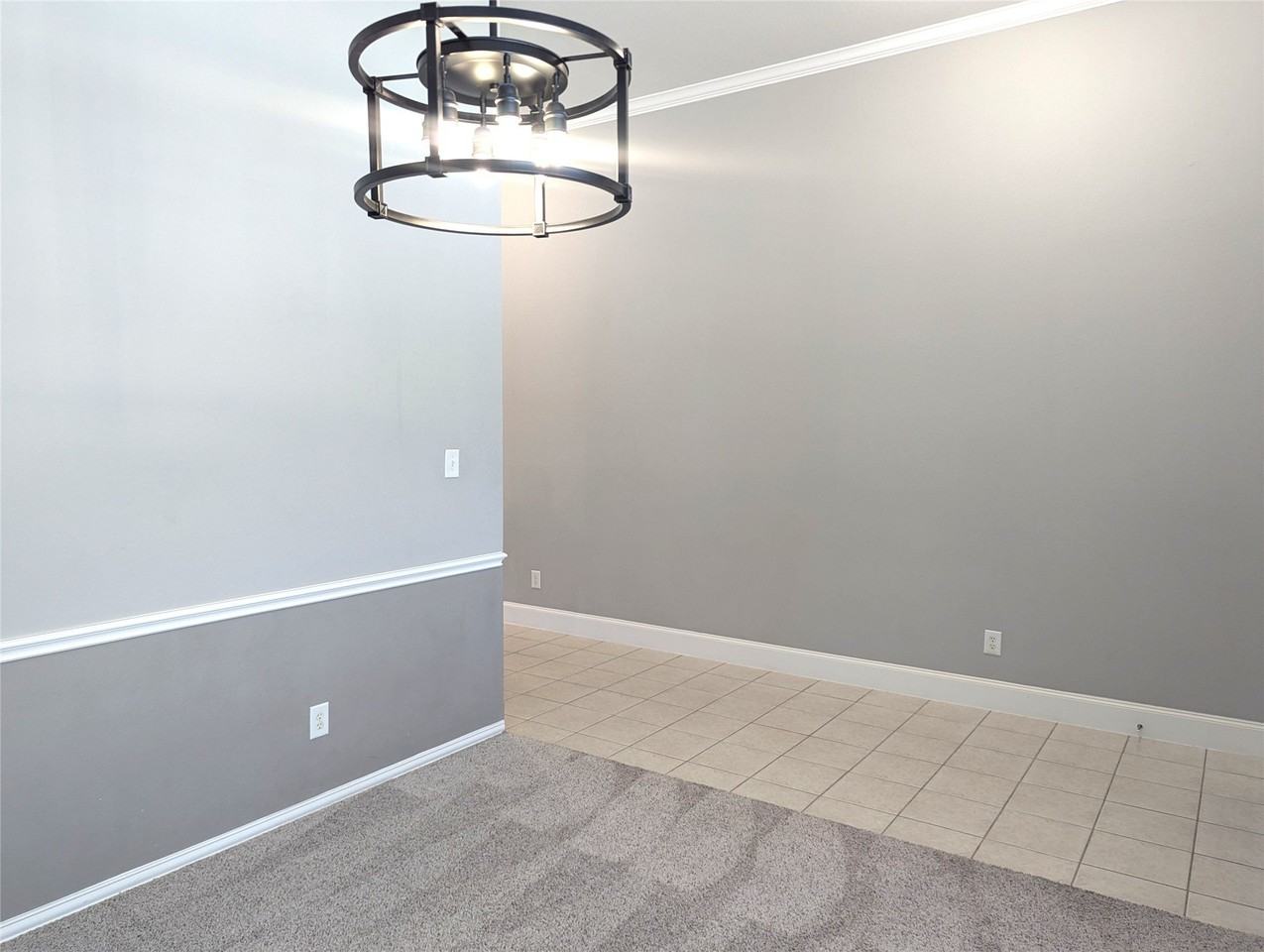 4200 Tiffany Dr - Photo 3 of 31