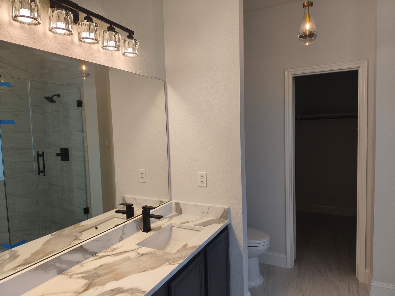 406 Stanley Falls Dr - Photo 2 of 40