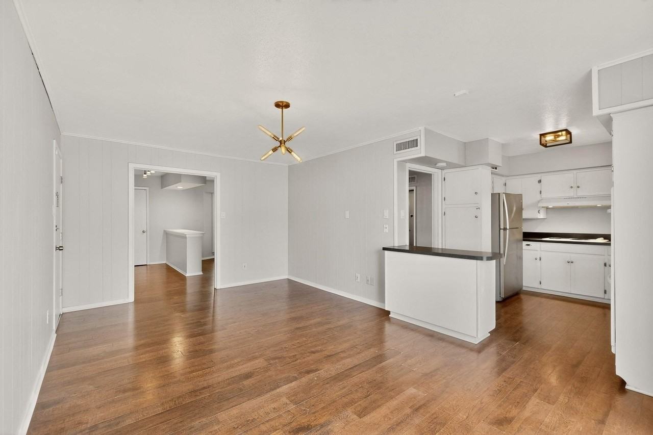 5843 E University Blvd #C - Photo 3 of 39