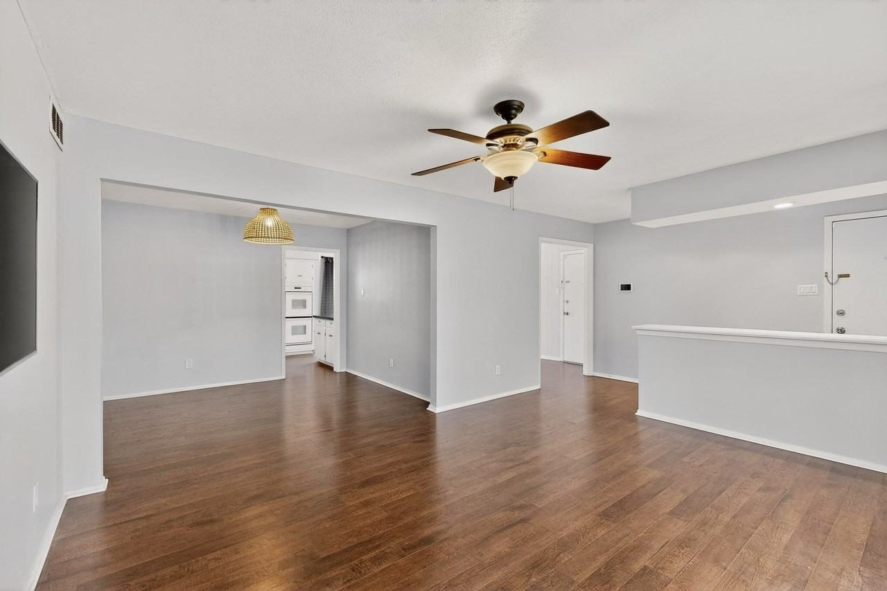 5843 E University Blvd #C - Photo 5 of 39