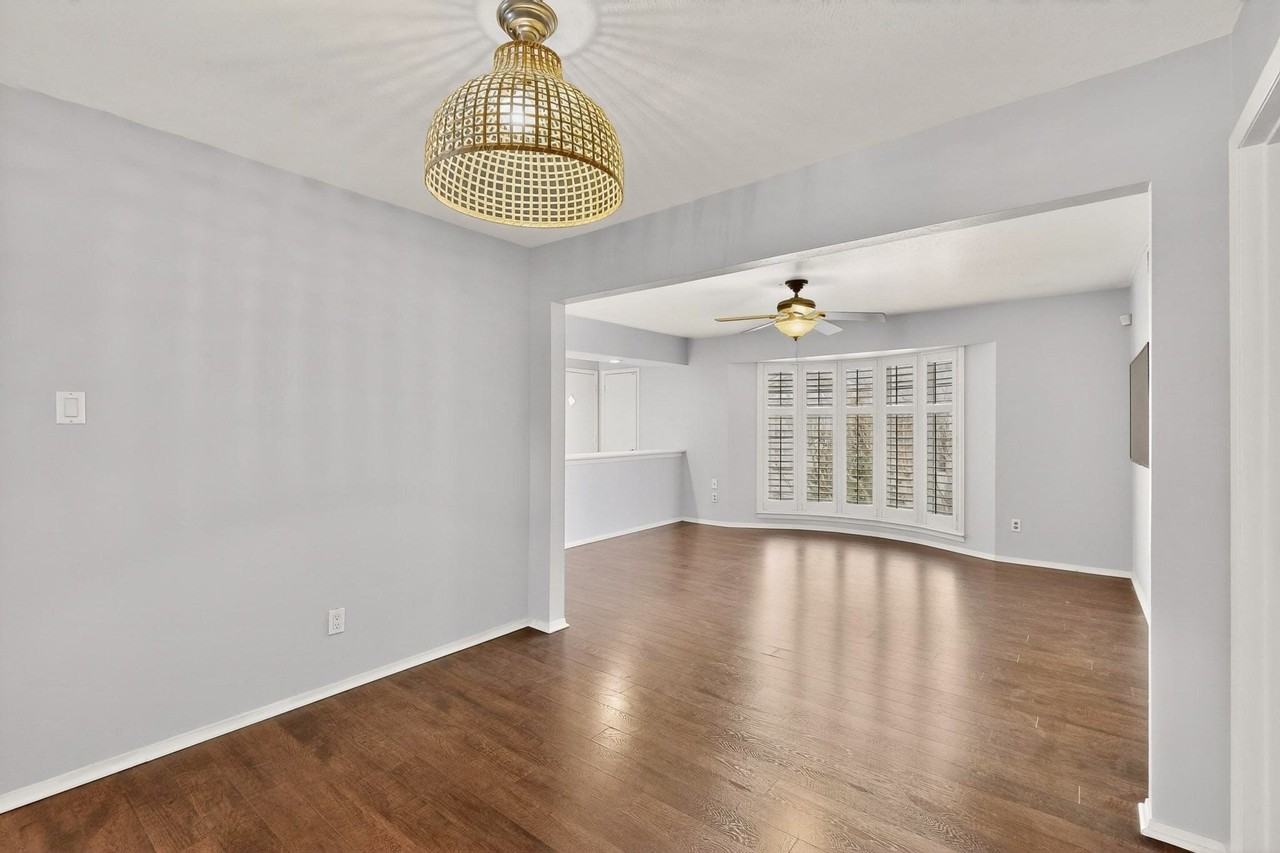 5843 E University Blvd #C - Photo 6 of 39