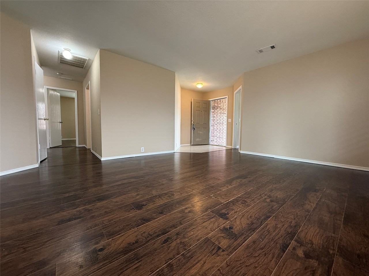 8824 Sagebrush Trl - Photo 2 of 21