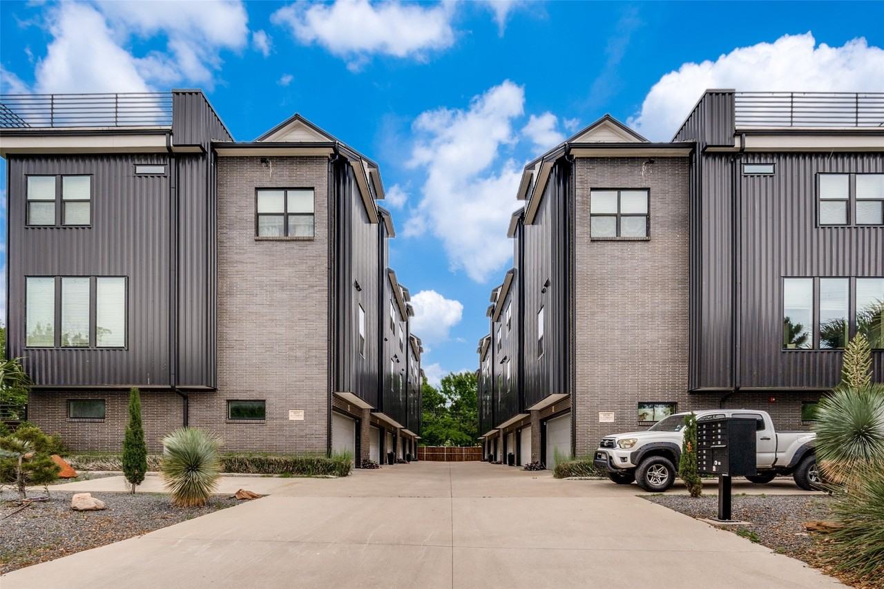 1832 N Garrett Ave #103