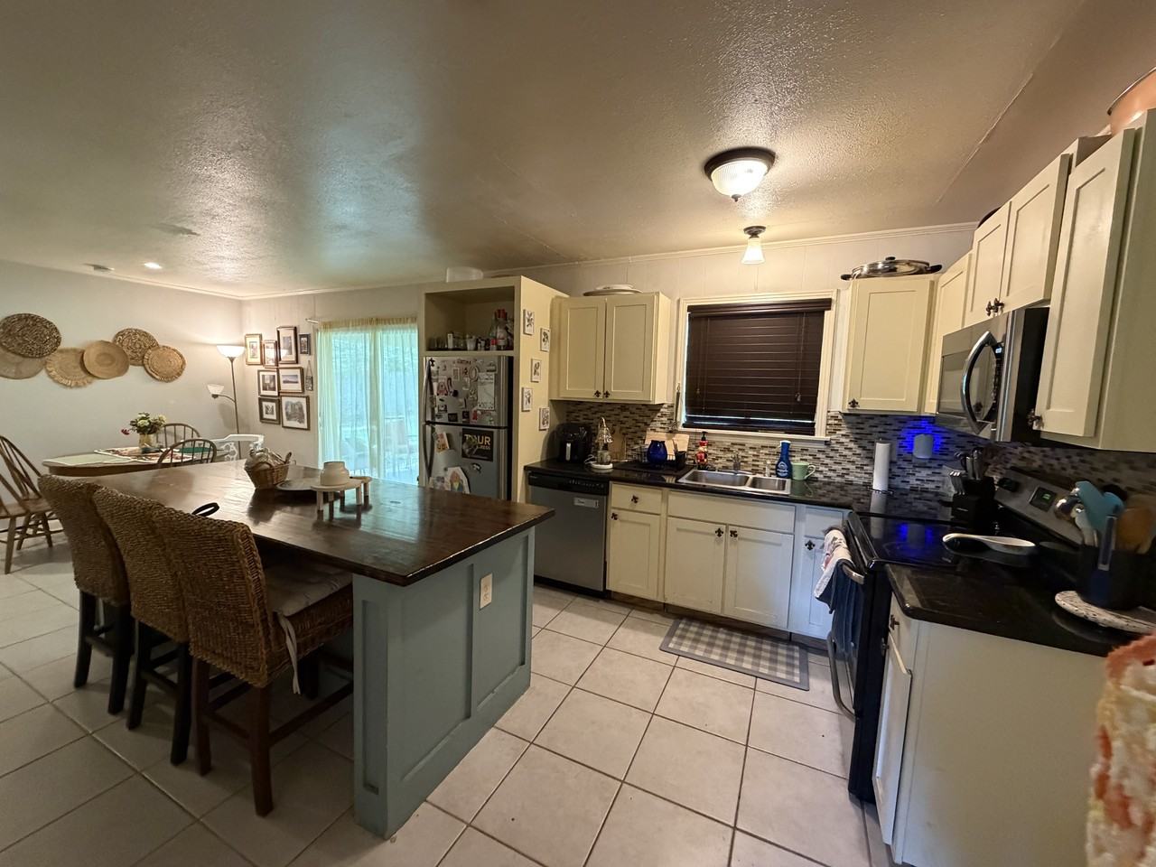 3704 Juniper Dr - Photo 3 of 13