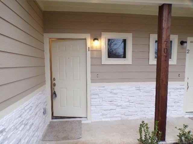 318 S Main St #1 - Photo 6 of 20