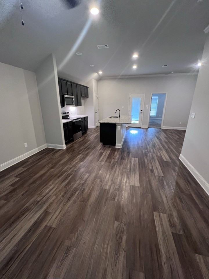 2716 Ginger Ct - Photo 5 of 34