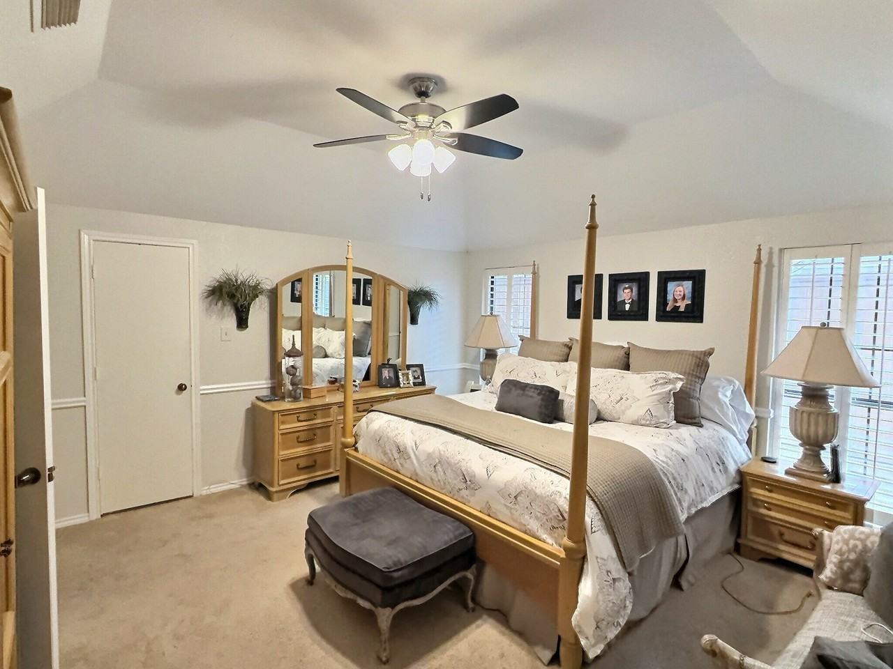 721 Eagle Dr - Photo 7 of 14