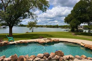 4146 Shore Front Dr - Photo 1 of 1