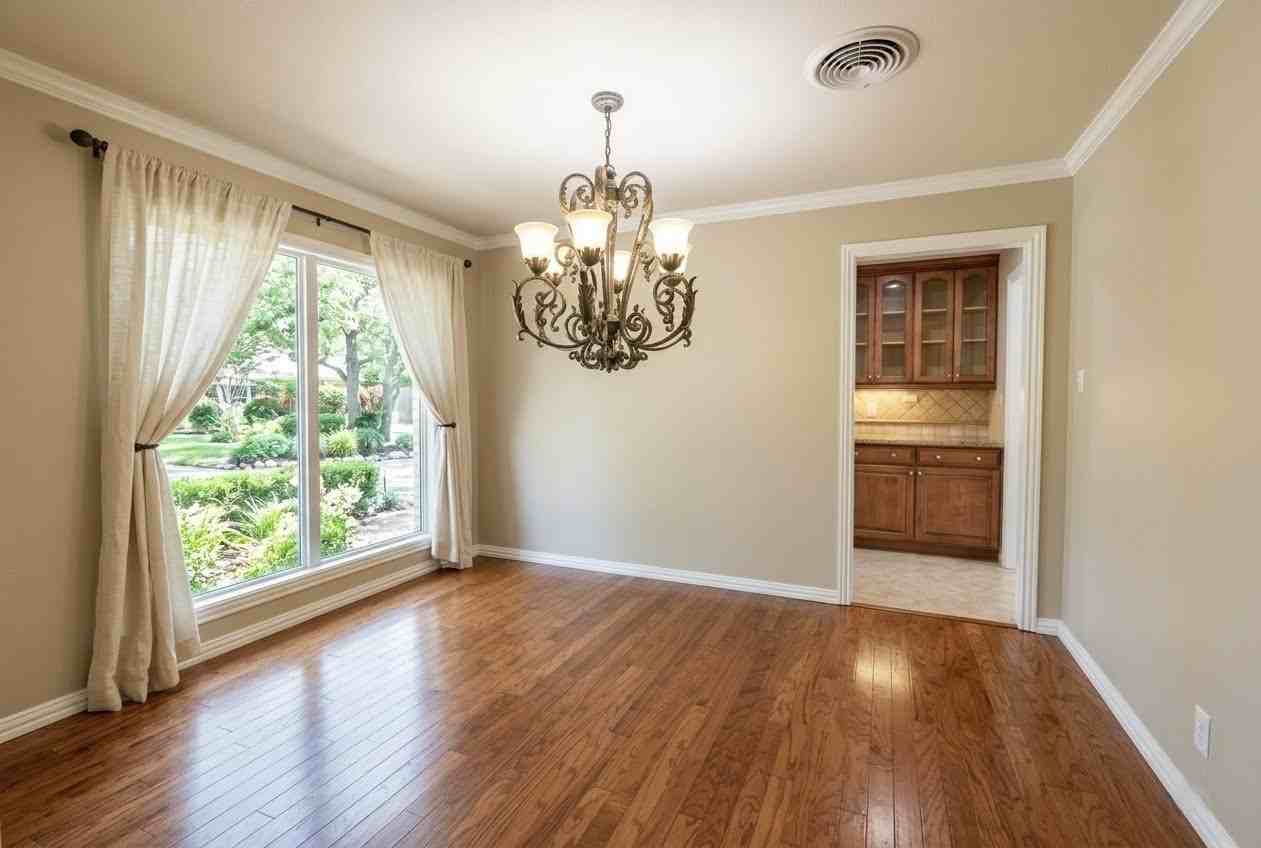 4146 Shore Front Dr - Photo 7 of 28