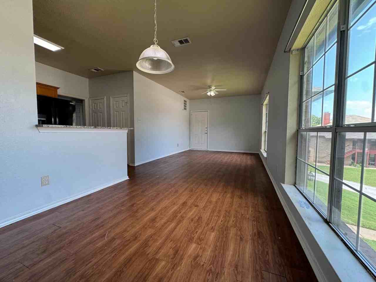813 Betty Ct #B - Photo 7 of 15