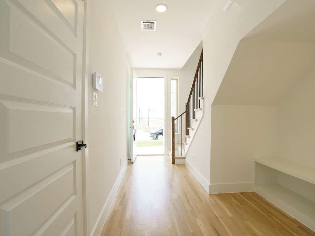 9311 Easy St - Photo 2 of 23