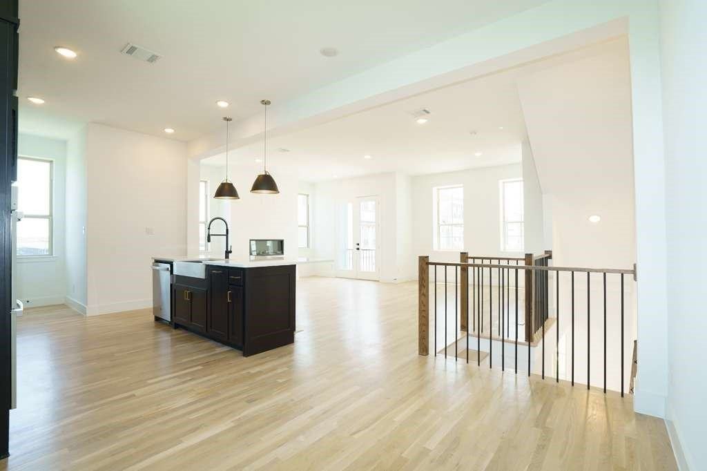 9311 Easy St - Photo 6 of 23