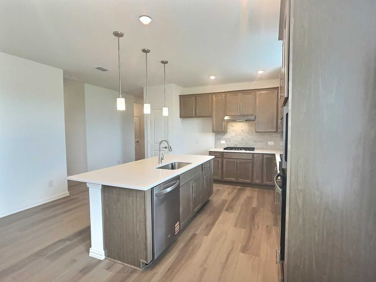 2408 Merganser St - Photo 4 of 24