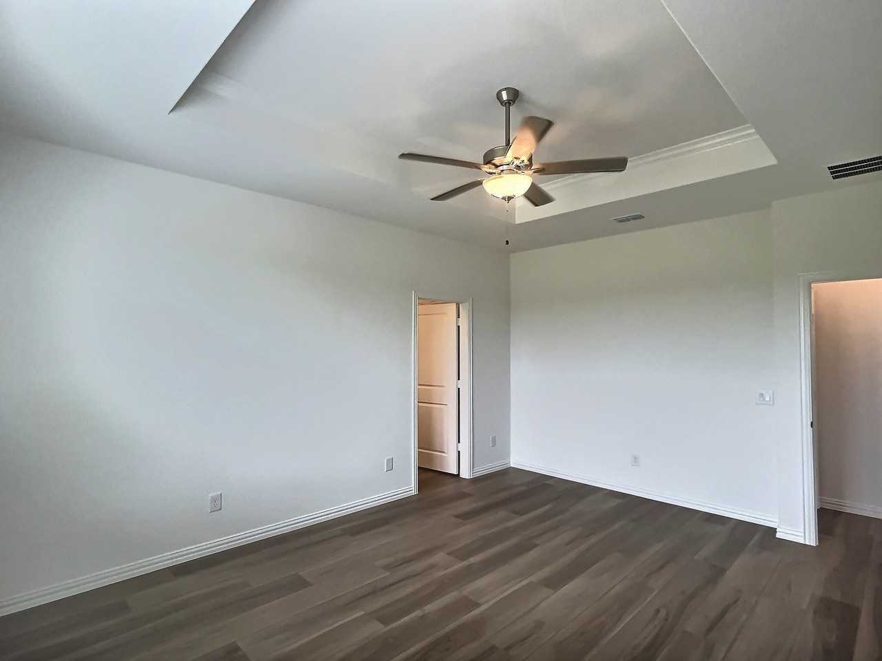 2408 Merganser St - Photo 5 of 24