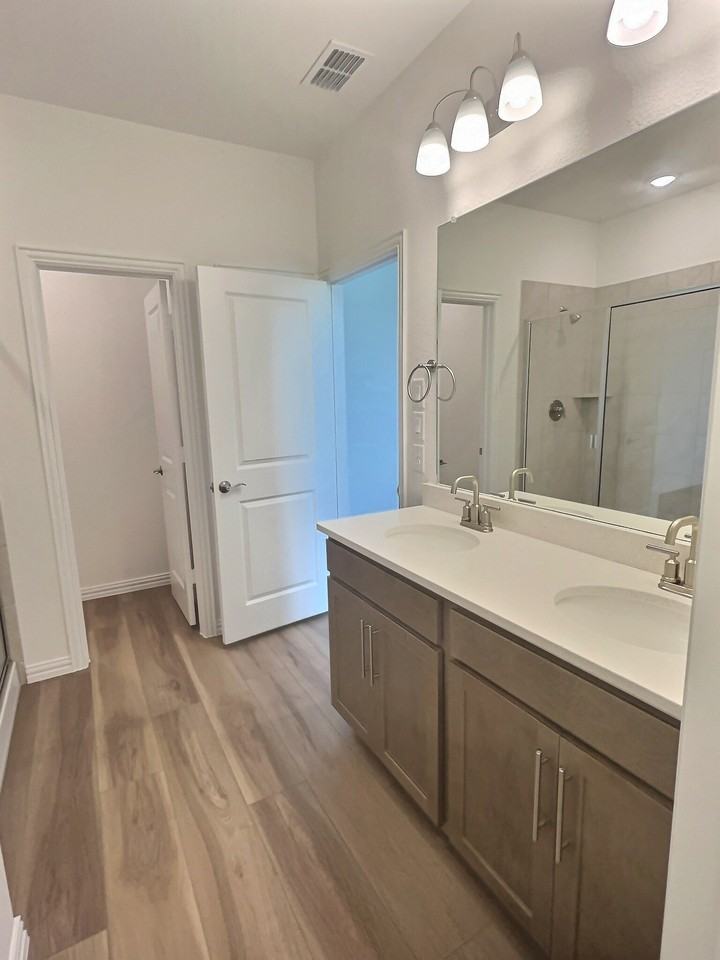 2408 Merganser St - Photo 7 of 24