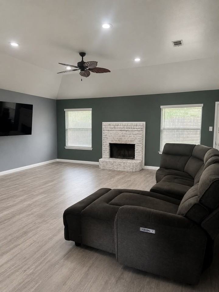 5904 Alcova Ln - Photo 6 of 22
