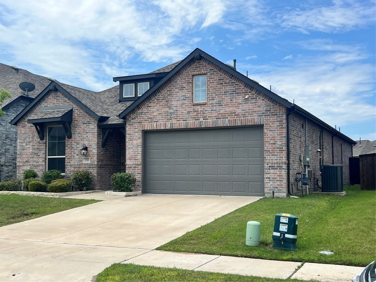 1553 Sugarberry Dr - Photo 3 of 24