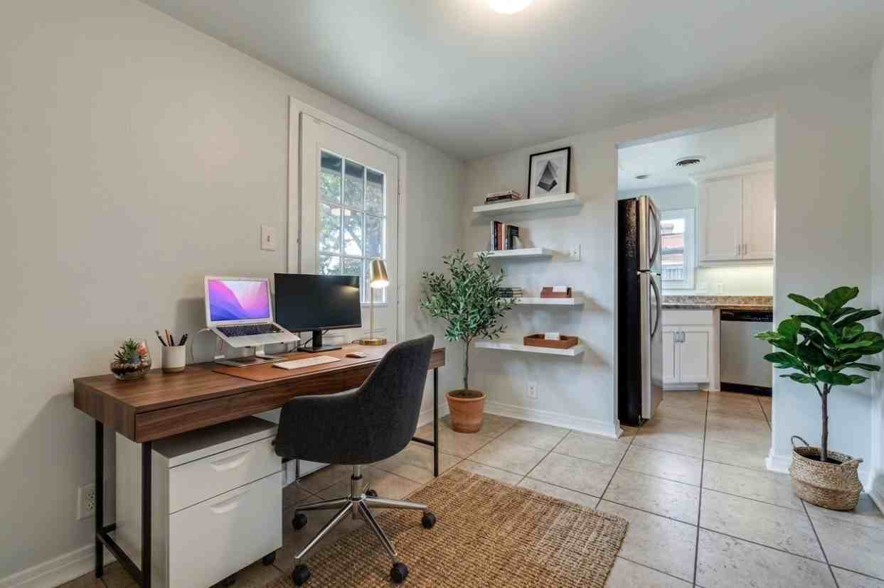 4812 Wateka Dr - Photo 4 of 18