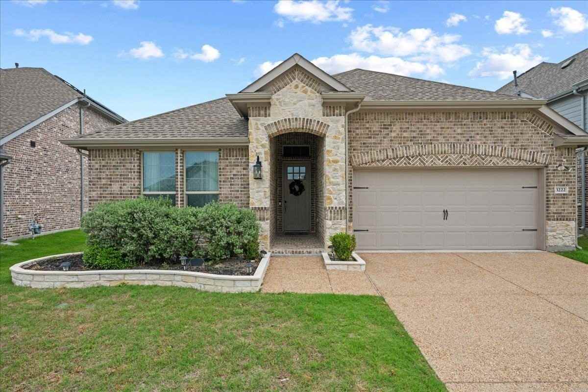 3222 Mattie Grey Ln - Photo 2 of 32