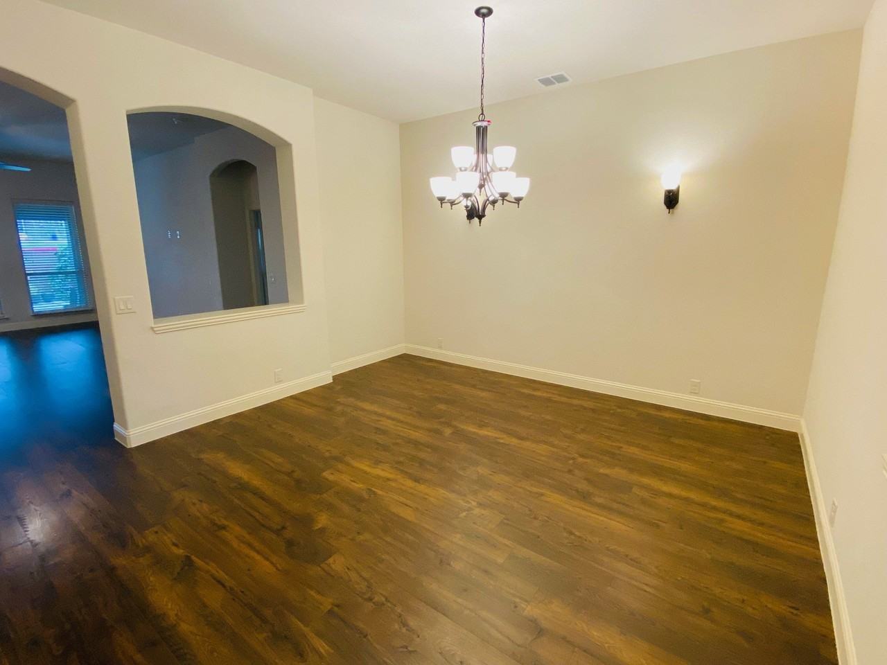 3408 Endicott Ct - Photo 6 of 19