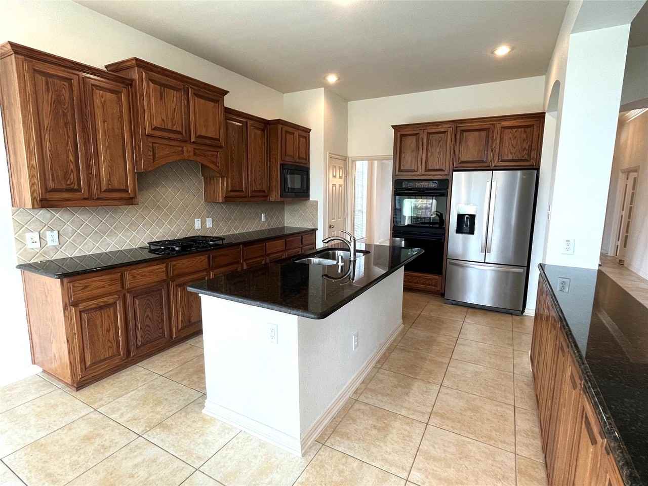 4101 White Porch Rd - Photo 5 of 18