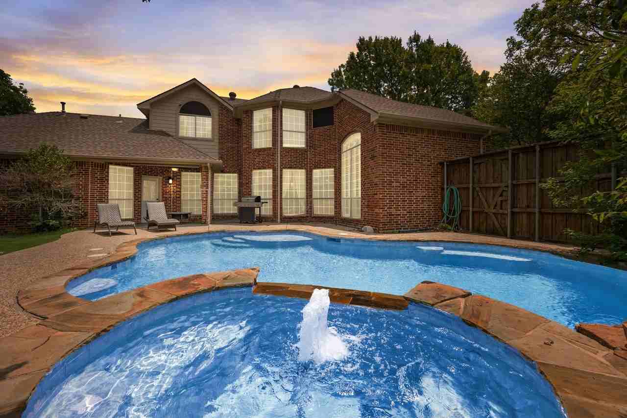 7507 Aberdon Rd - Photo 4 of 37